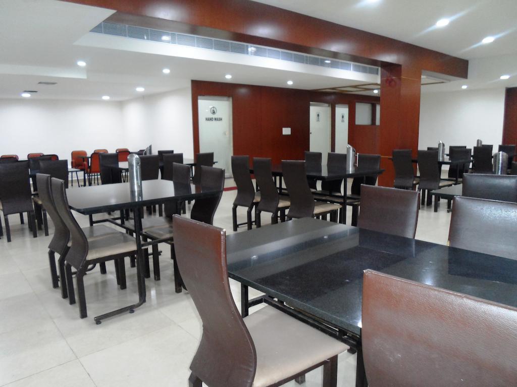 Hotel Bhimas Paradise Tirupati Exteriér fotografie