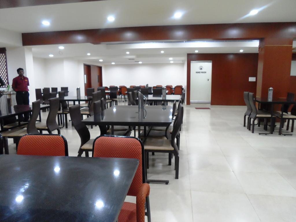 Hotel Bhimas Paradise Tirupati Exteriér fotografie