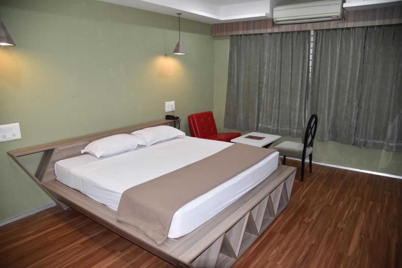 Hotel Bhimas Paradise Tirupati Exteriér fotografie